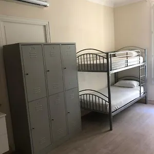 Хостел La Promenade House