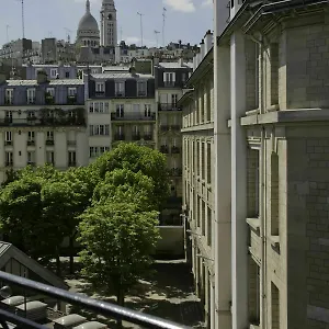 Hostal Le Montclair Montmartre By River París