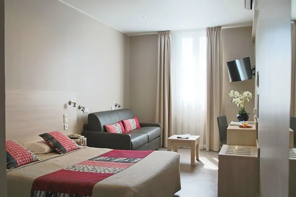 Hotel Helvetique Ницца Франция