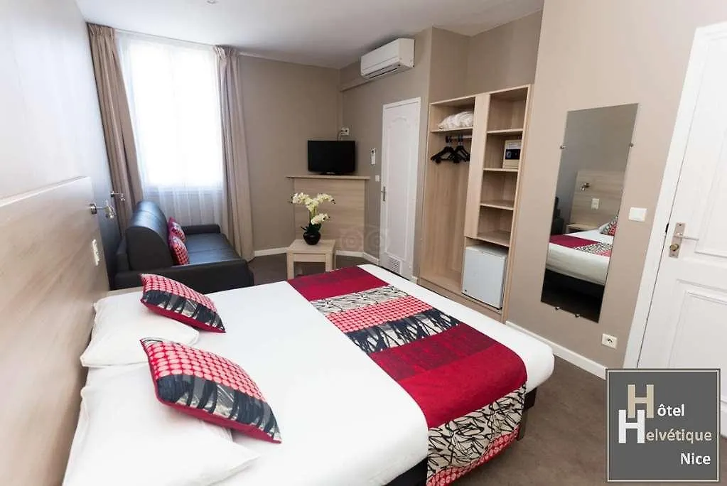***  Hotel Helvetique Ницца Франция