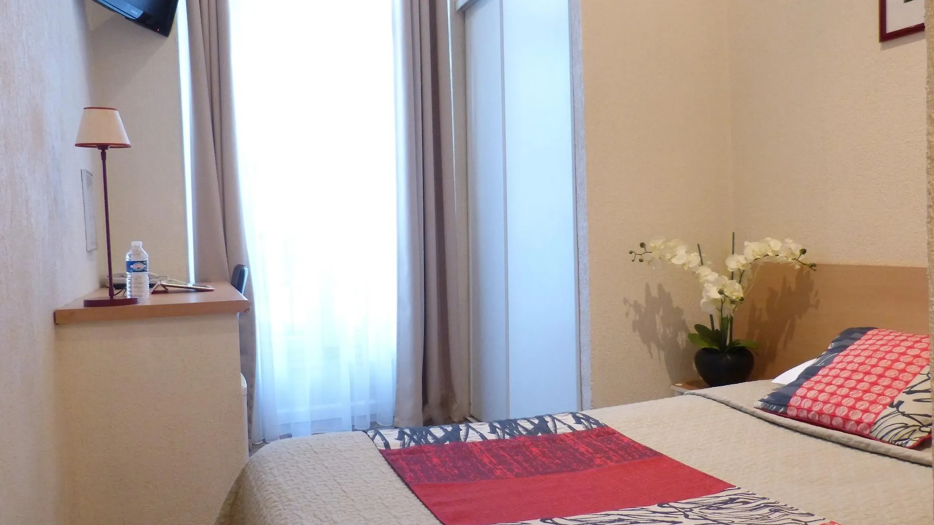 Hôtel Helvétique Niza 3*,  Francia