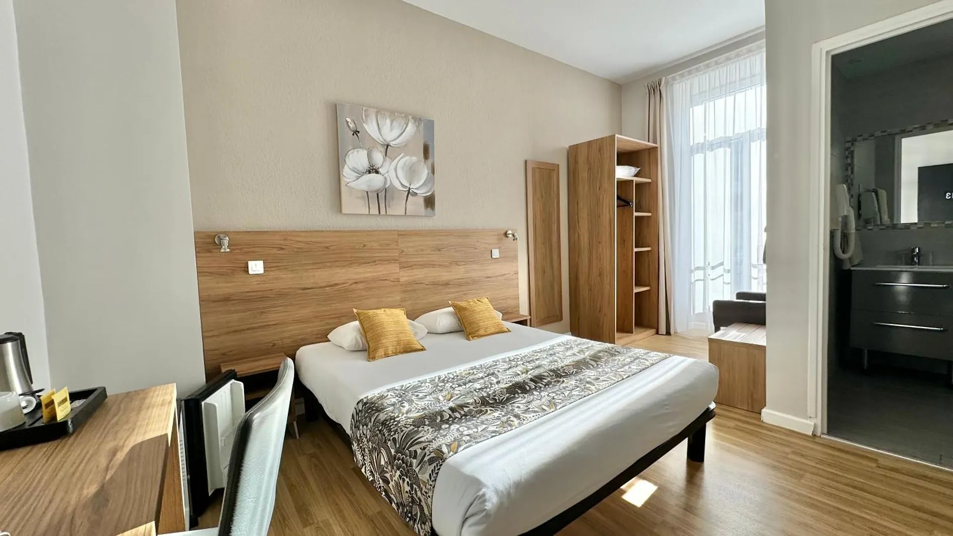 Hôtel Helvétique Niza 3*,  Francia