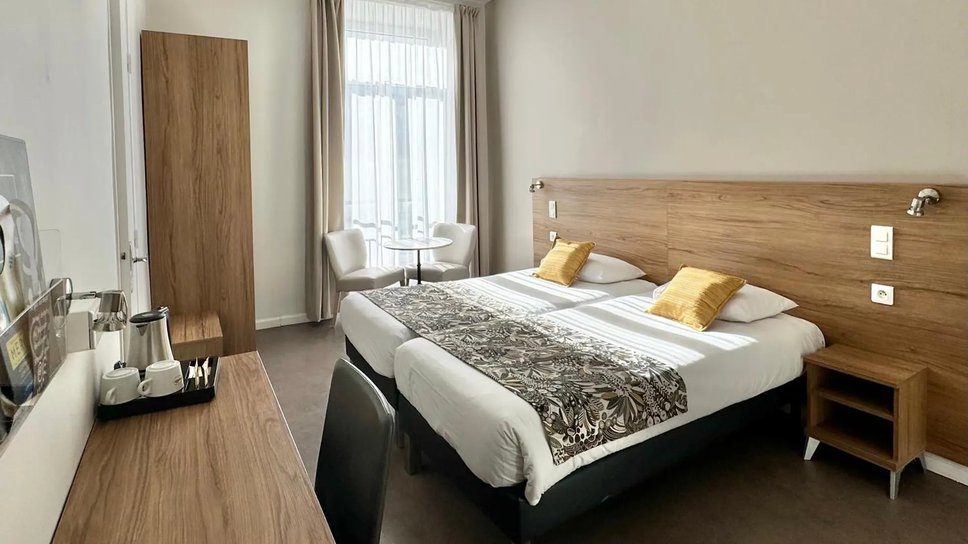 Hôtel Helvétique Niza 3*,  Francia