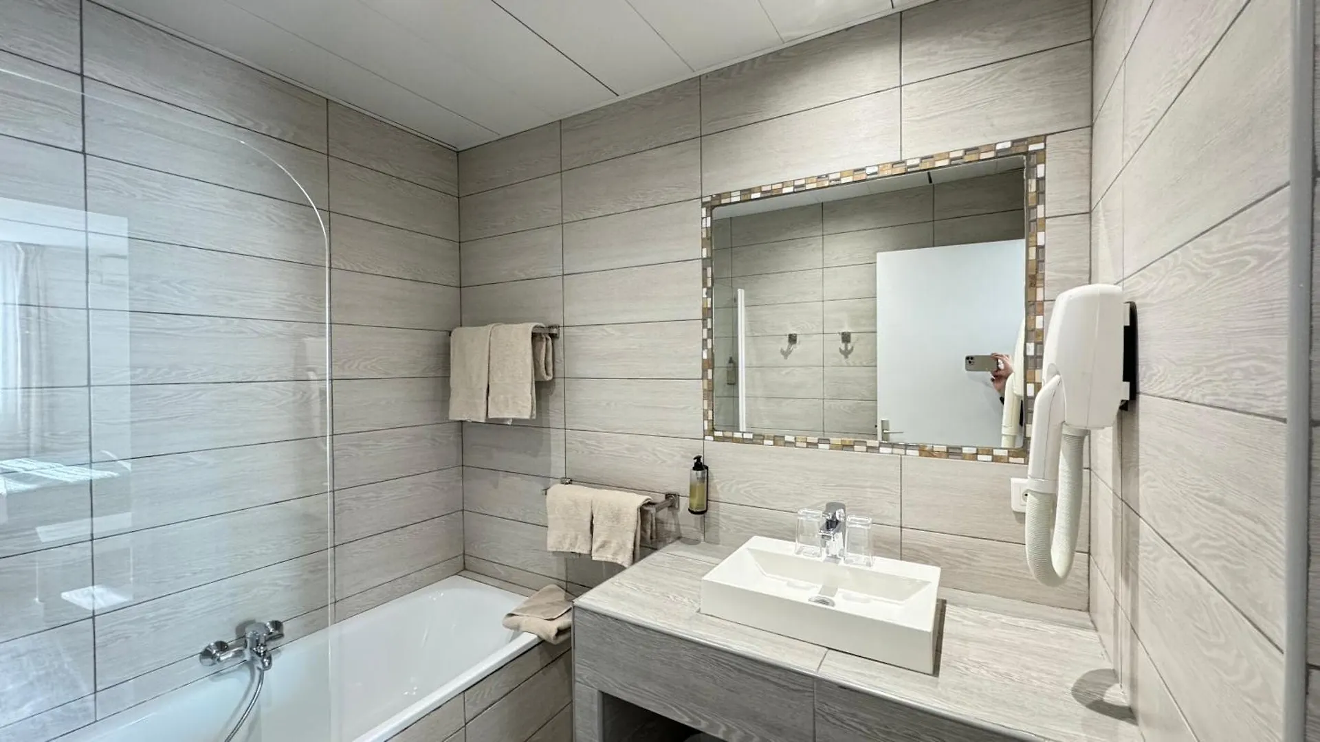 Hôtel Helvétique Niza Francia