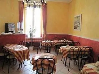 Hôtel Helvétique Niza Hotel